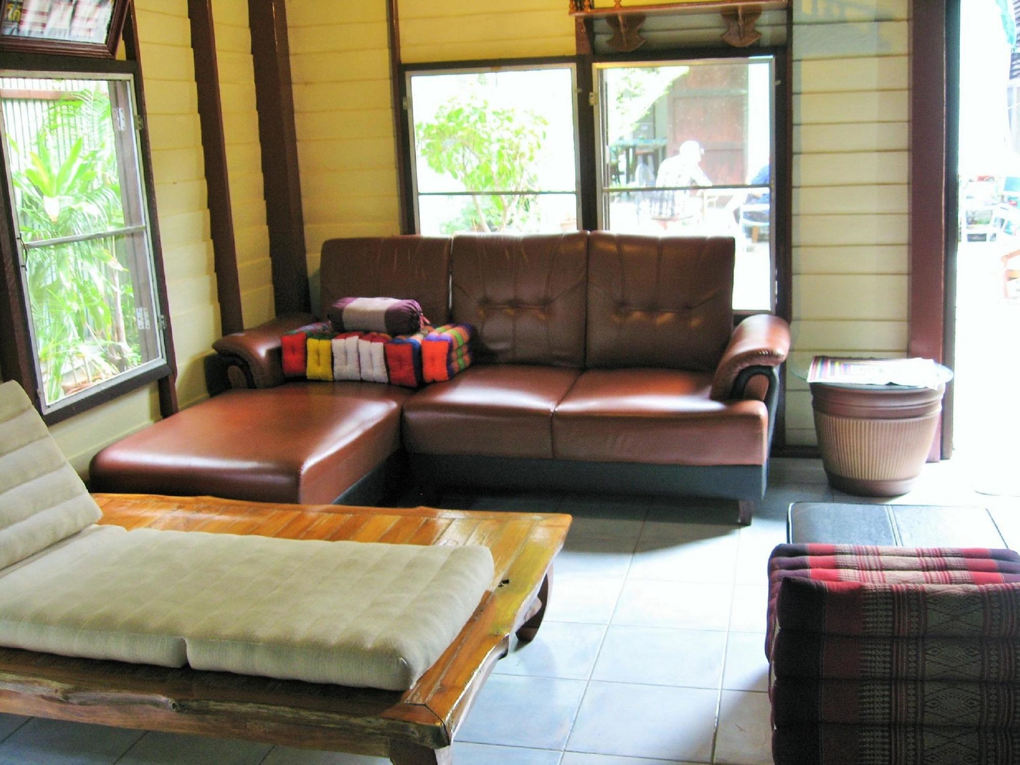 Bluefin Guesthouse Bangkok Esterno foto